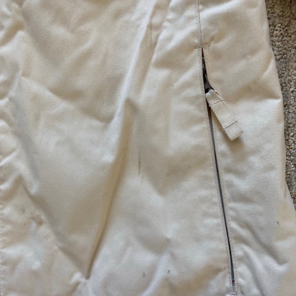 Burton Women's Snowboard Ski Jacket - Picture 8 of 14